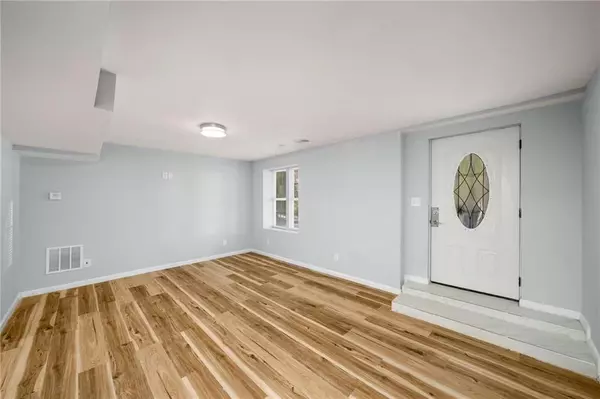 Atlanta, GA 30311,1596 Willowbrook DR SW