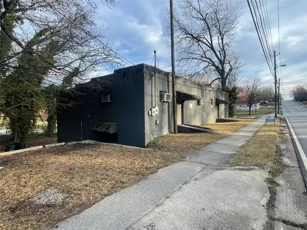 Toccoa, GA 30577,273 S BROAD ST