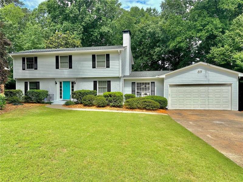 6542 Cherry Tree LN, Atlanta, GA 30328