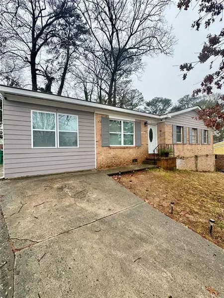 172 SCARSDALE DR, Riverdale, GA 30274