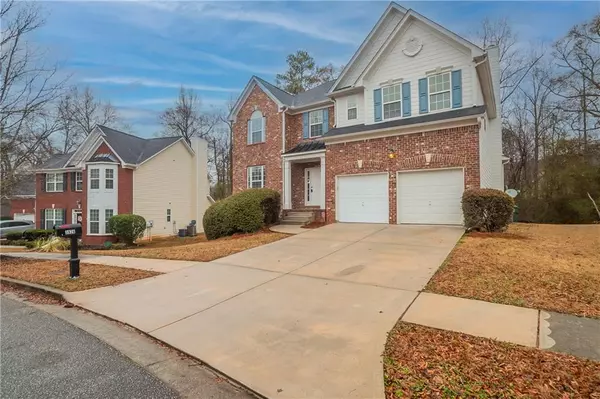 3926 Yosemite Park LN, Snellville, GA 30039