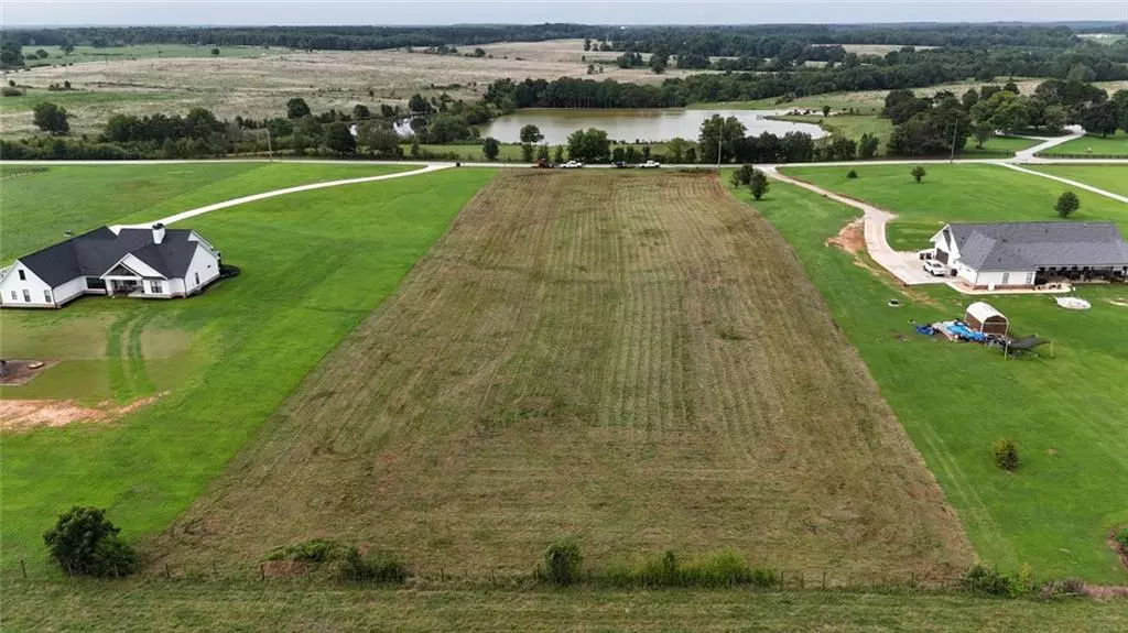 192 Spears LN, Mansfield, GA 30055