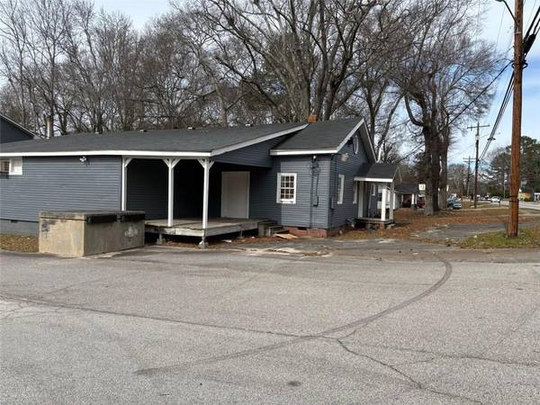 Monroe, GA 30655,1304 S Broad ST