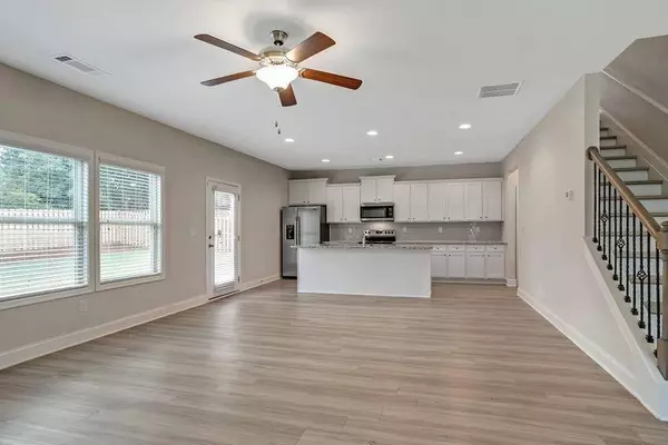 Loganville, GA 30052,156 Chase Landing DR #Stonewycke