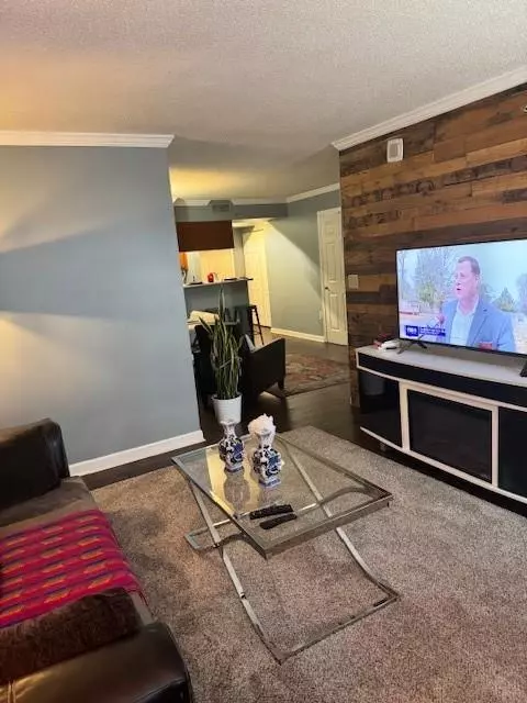 Atlanta, GA 30328,795 Hammond DR #1904