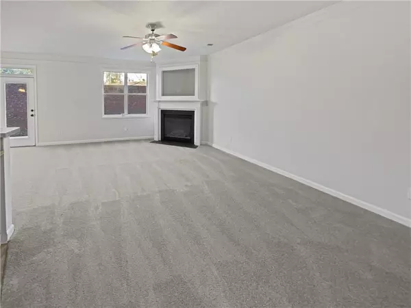Austell, GA 30168,7088 Blairs View DR #4