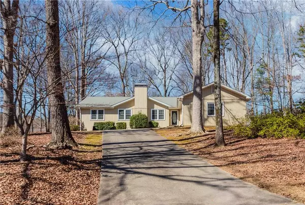 Flowery Branch, GA 30542,4471 Hidden Oaks DR