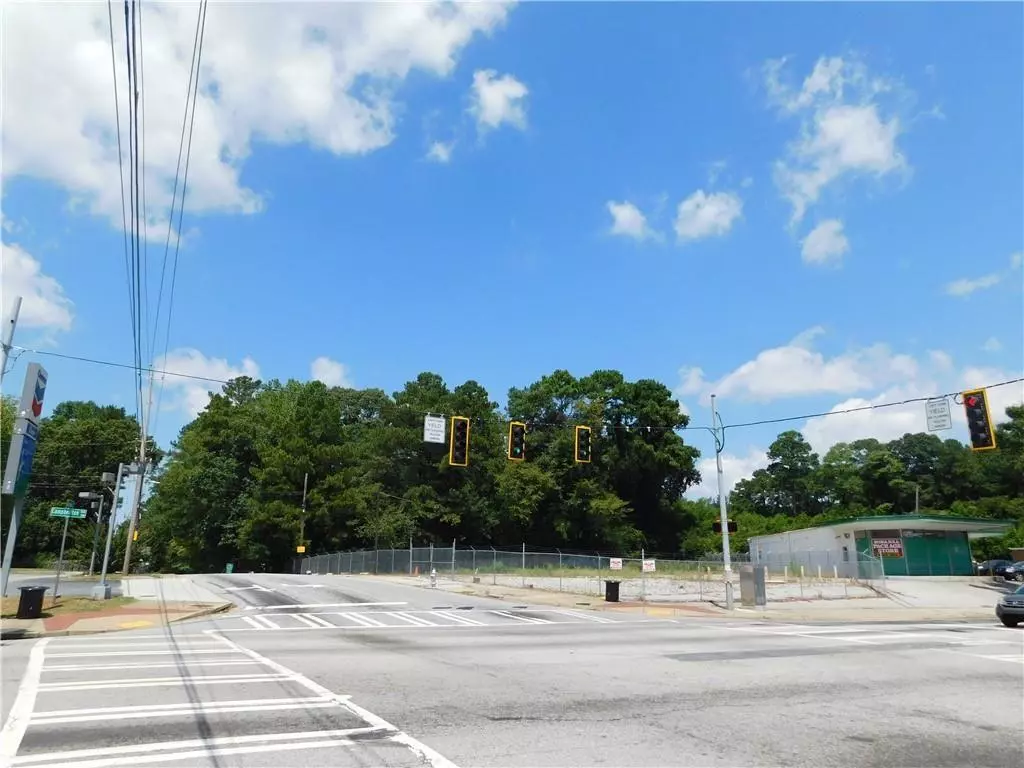 Atlanta, GA 30311,1780 DELOWE DR
