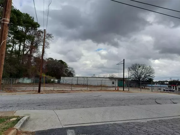 Atlanta, GA 30311,1780 DELOWE DR