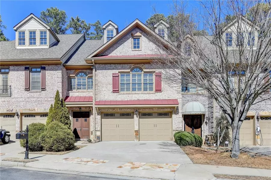 6288 Clapham LN, Johns Creek, GA 30097