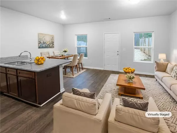 Atlanta, GA 30344,1112 Highwood LN