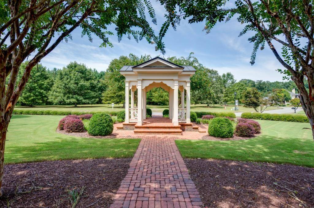 Roswell, GA 30076,1075 Lancaster SQ