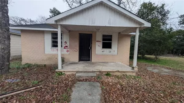 Macon, GA 31204,3855 Mercer ST