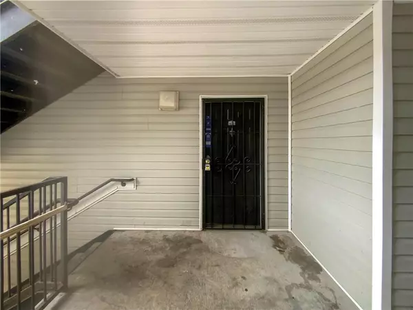 Decatur, GA 30034,18201 Waldrop CV