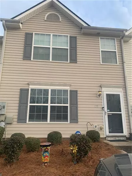 123 Chastain CIR, Newnan, GA 30263
