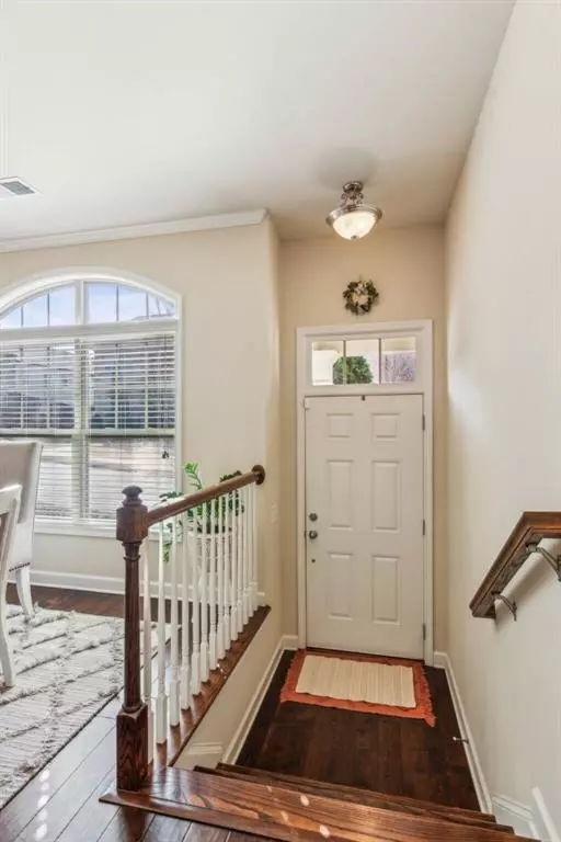 Sandy Springs, GA 30328,7420 Glisten AVE