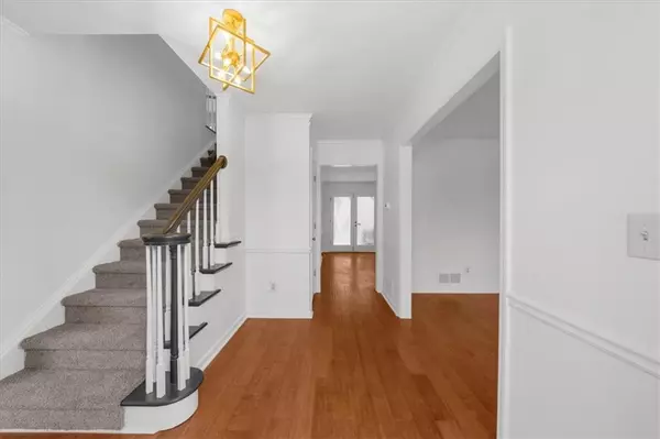 Woodstock, GA 30188,1655 Pine Ridge CIR