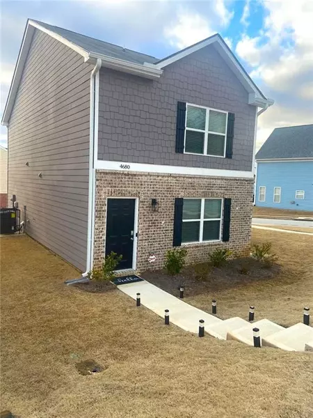 4680 PARKWAY CIR, Atlanta, GA 30349