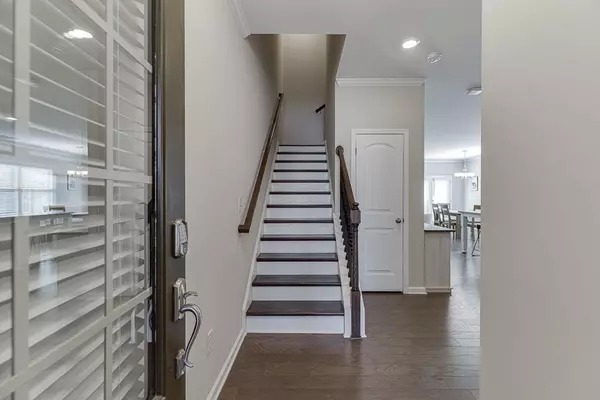 Buford, GA 30518,1327 Lanier Vista DR