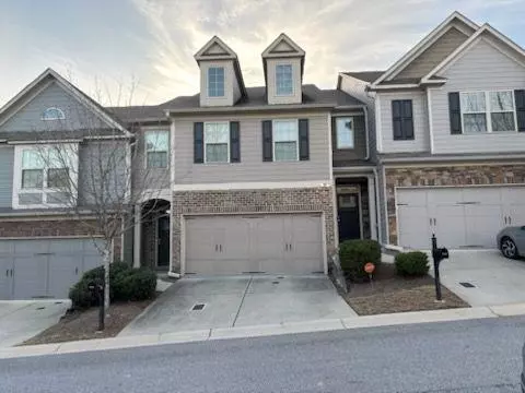 5008 WHITEOAK POINTE SE #15, Smyrna, GA 30080