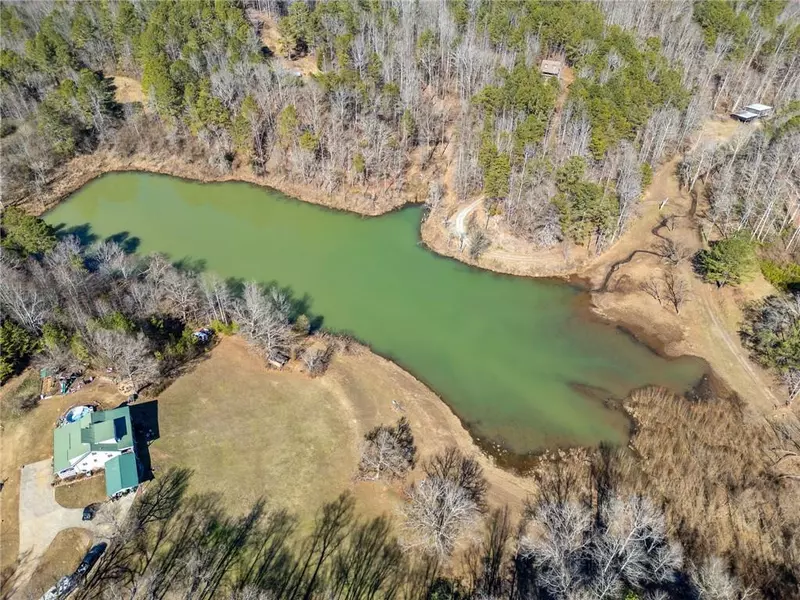 93 Stoney Ledge RD, Fairmount, GA 30139