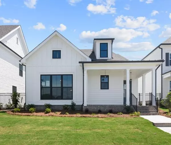 528 Pearl ST, Cumming, GA 30519