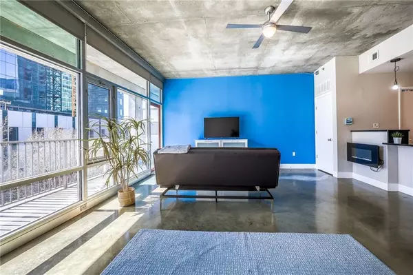 Atlanta, GA 30308,845 Spring ST NW #322