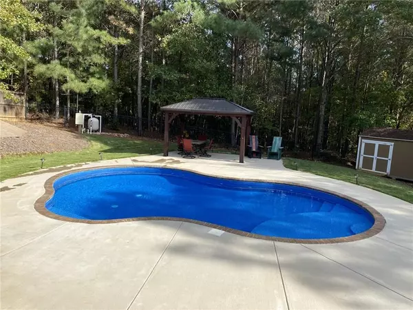 Canton, GA 30114,320 Red Fox DR