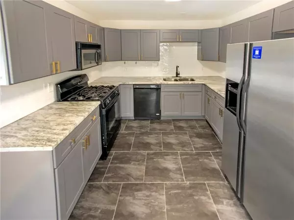 Marietta, GA 30067,949 Bobcat CT SE