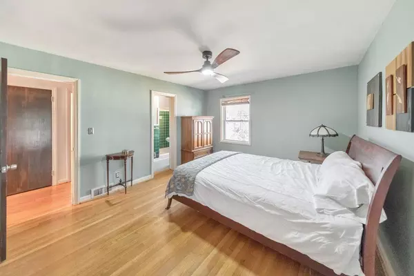 Atlanta, GA 30329,1446 Lively Ridge RD NE