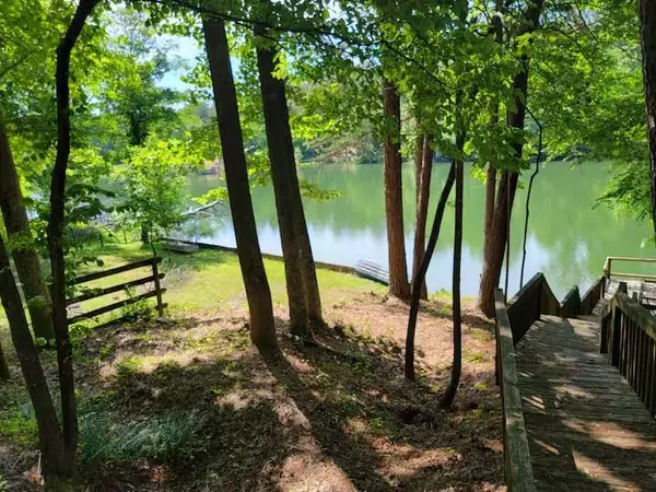 Talking Rock, GA 30175,800 Twin Mountain Lake CIR