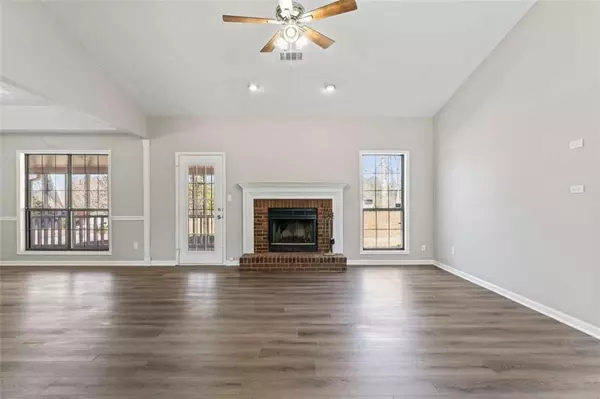 Hampton, GA 30228,1295 Brady CT
