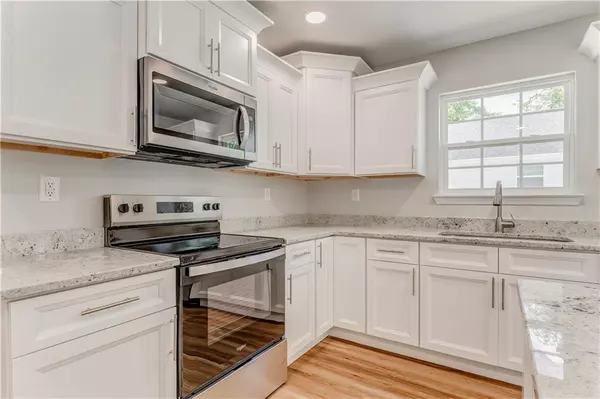 Dalton, GA 30721,3 New Doris ST