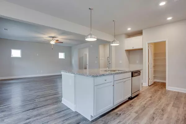 Buford, GA 30519,3017 Abelia DR