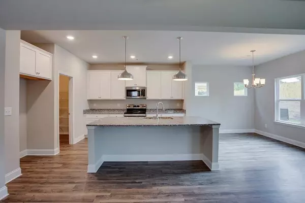 Buford, GA 30519,3017 Abelia DR