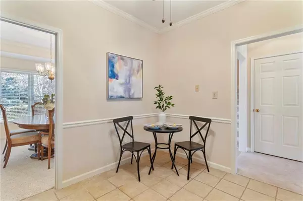 312 River Glen DR, Roswell, GA 30075