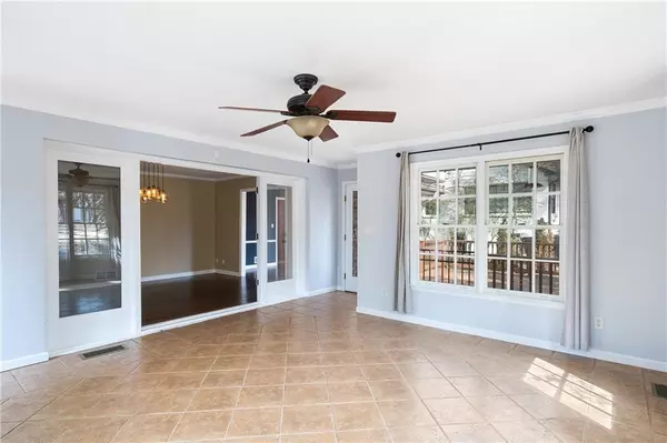 Atlanta, GA 30342,3911 Ivy RD NE