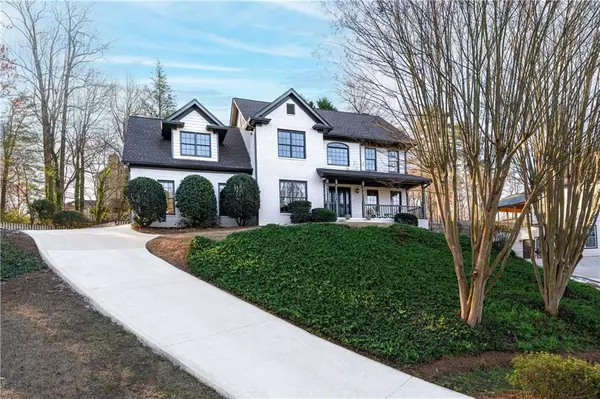 160 Deer Cliff CV, Lawrenceville, GA 30043