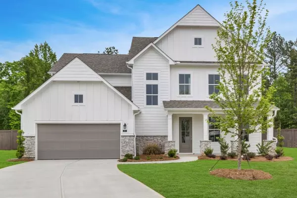 411 Red Wood LN, Hoschton, GA 30548