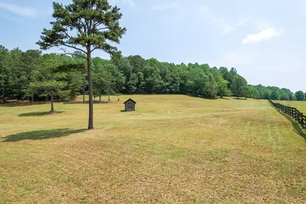 123 Woodhaven LN, Ball Ground, GA 30107