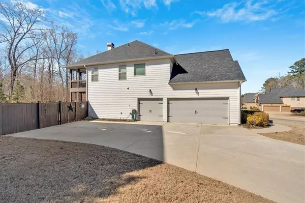 Woodstock, GA 30188,138 Lakestone Pkwy