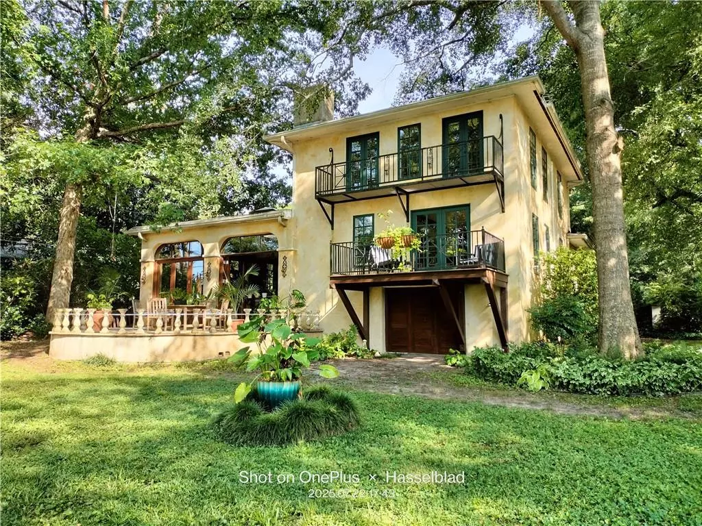 Jackson, GA 30233,687 Lakeshore