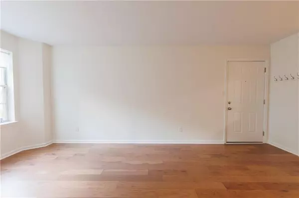 Atlanta, GA 30342,3064 Chastain Park CT NE