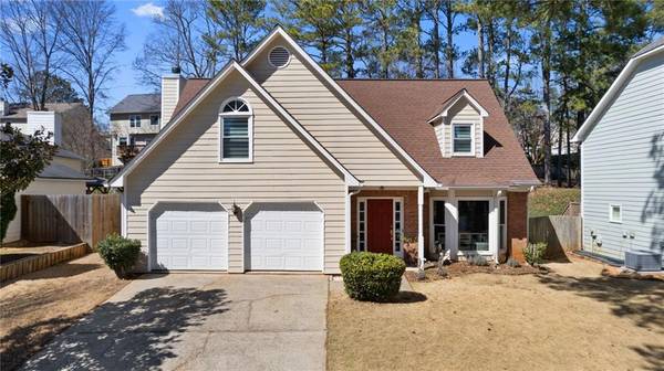 9045 Club River DR, Roswell, GA 30076