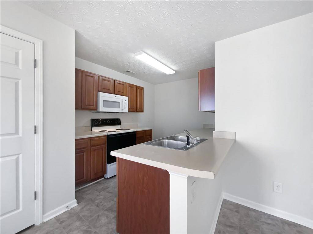 Hampton, GA 30228,11403 S Grove DR