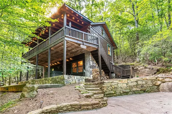 341 Valley View RD, Ellijay, GA 30536