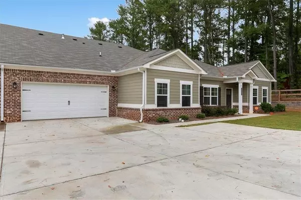 3903 Shelleydale DR, Powder Springs, GA 30127