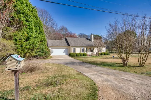 Statham, GA 30666,464 Hammond RD
