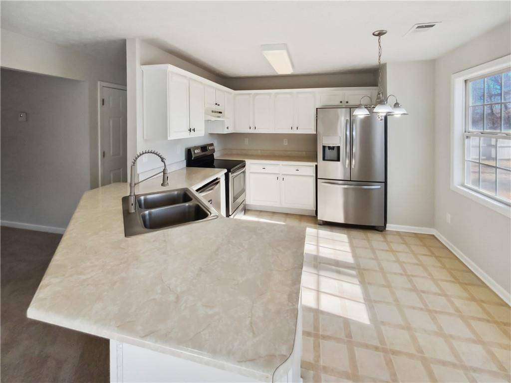 Mcdonough, GA 30252,122 Sanders WALK