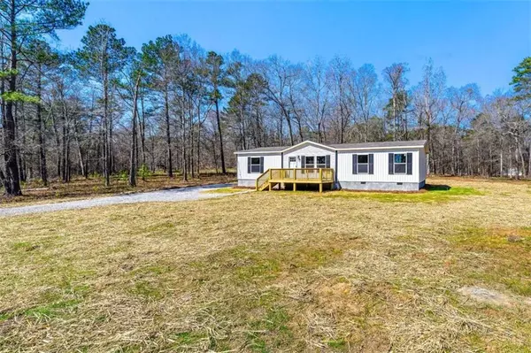 Eatonton, GA 31024,373 Possum Point DR